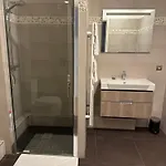 New Upscale 1 Bedroom *