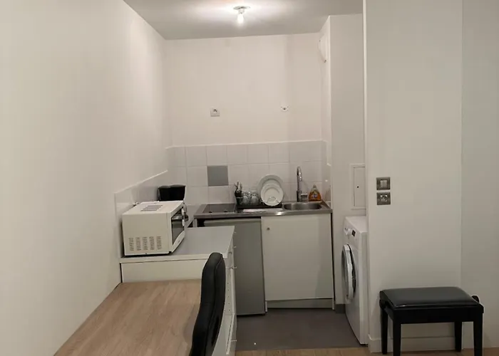 New Upscale 1 Bedroom * Paris
